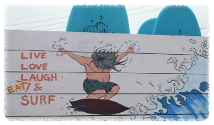 서핑 입문자에게 추천되는 죽도해변