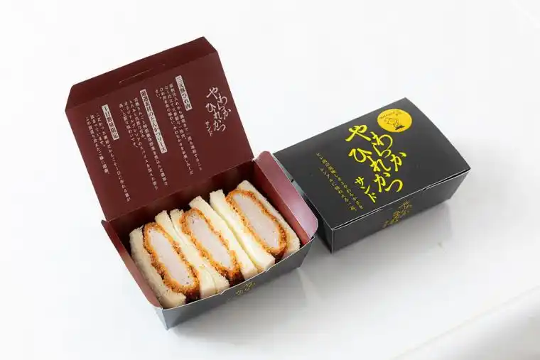 JR 동일본 크로스 스테이션 '부드러운 히레카츠 샌드위치'