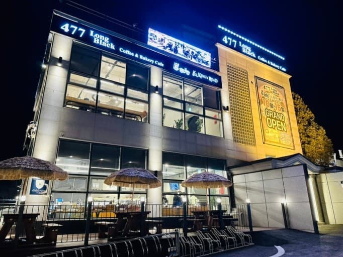 477롱블랙 김포만남의광장 – 서쪽의 대표 라이더 카페