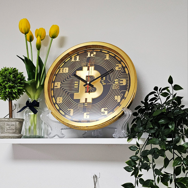Diclo Aluminum Wall Clock - Things to Consider When Buying an Wall Clock