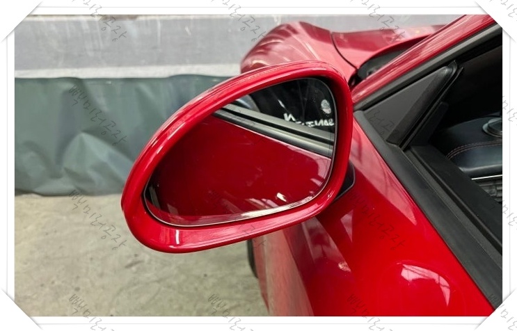 포르쉐 911 사이드미러 수리 후