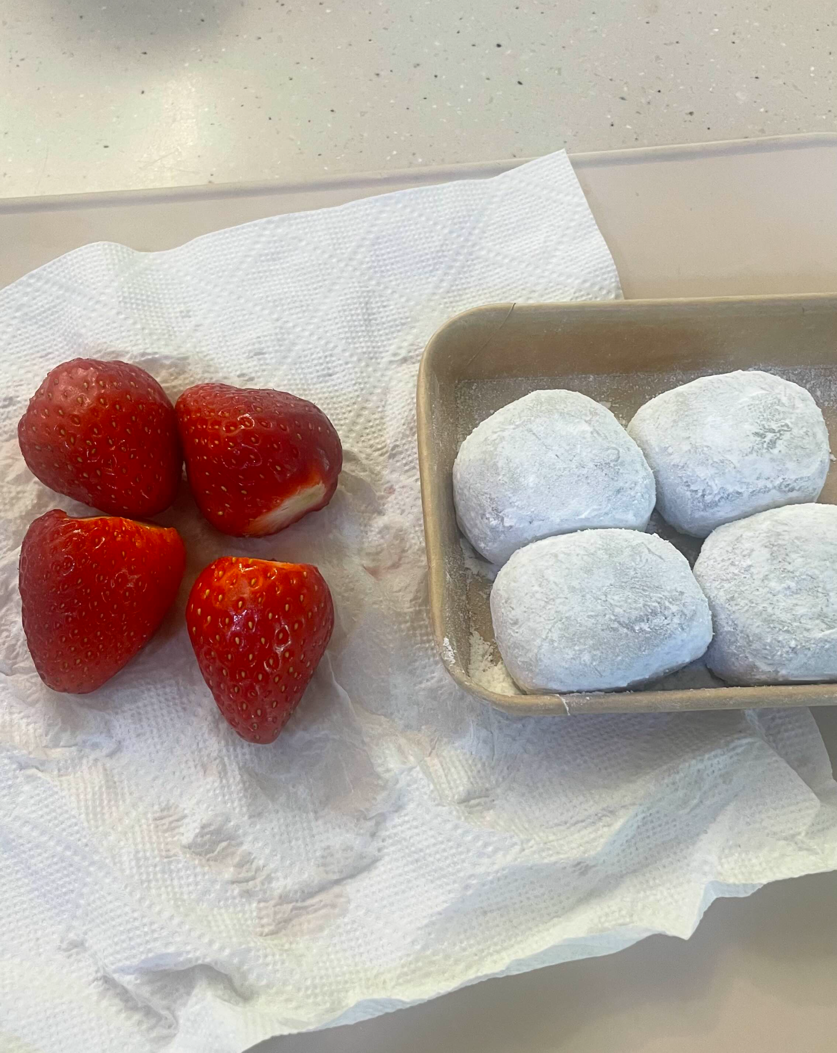 딸기 모찌 만들기