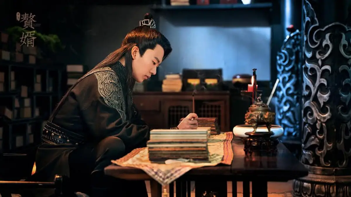 췌서-서류작성하는-녕의