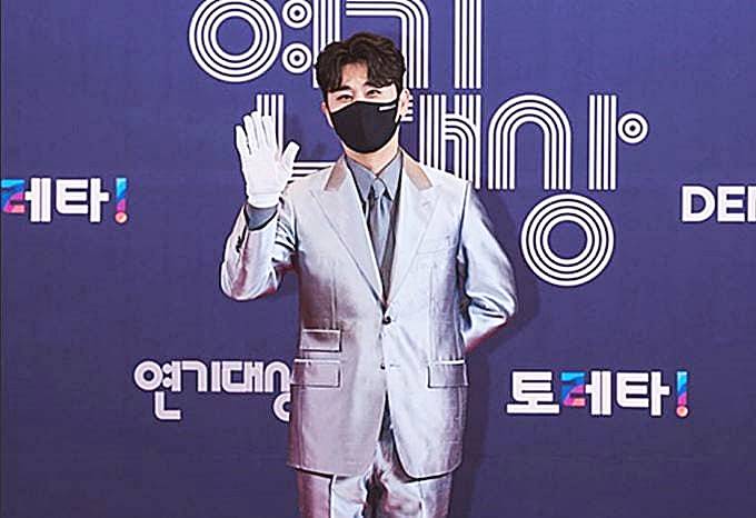 가수-영탁
