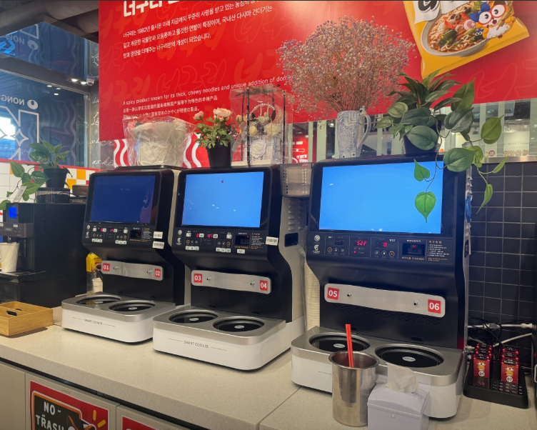 생방송투데이 살아보고서 K-관광 1번지 명동 남대문 케이메카 너구리의라면가게 남대문 뿌뿌호떡