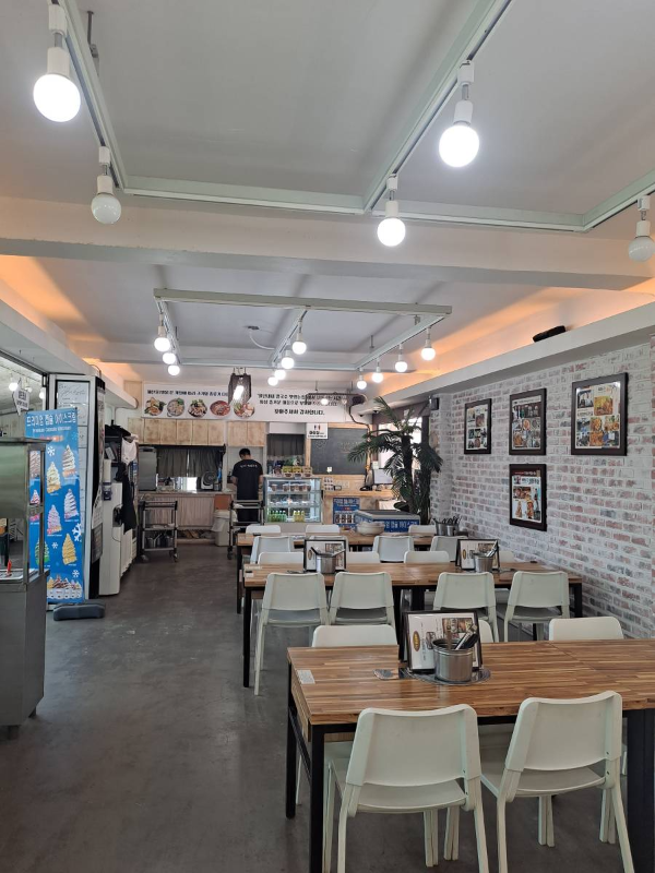 칼국수집 매장 분위기