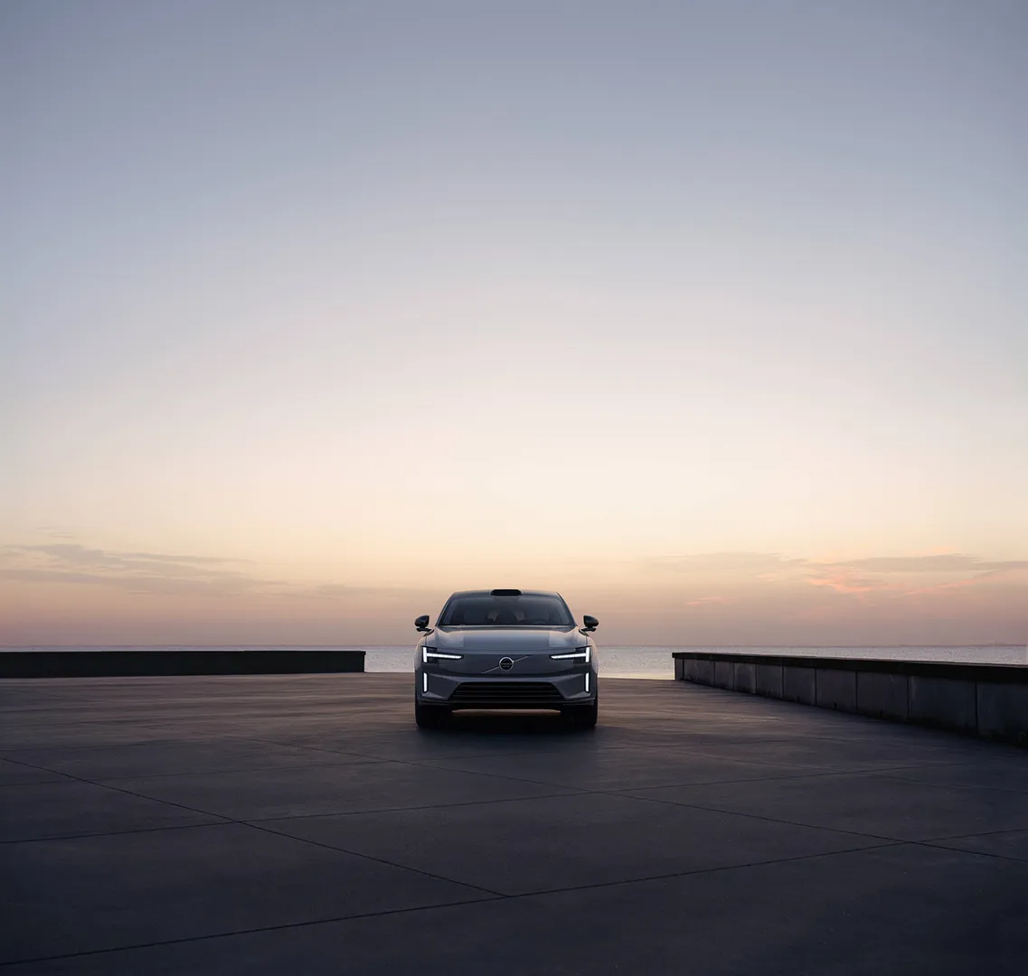 볼보 ES90 이미지