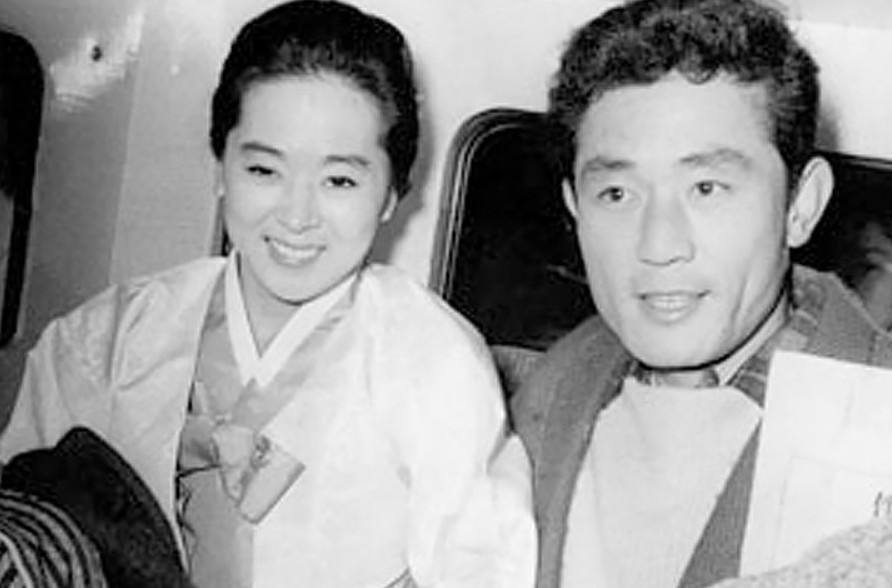배우-김지미-전남편