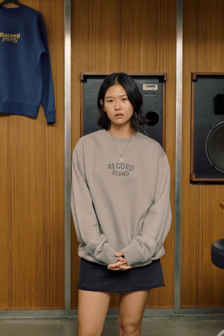 비이커-콤팩트레코드바-패션-컬렉션-협업