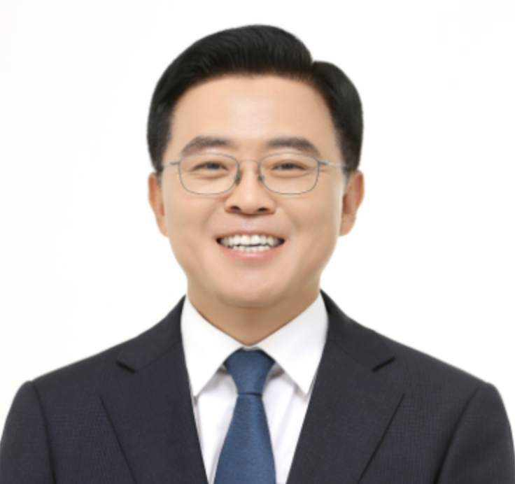 진교훈 프로필