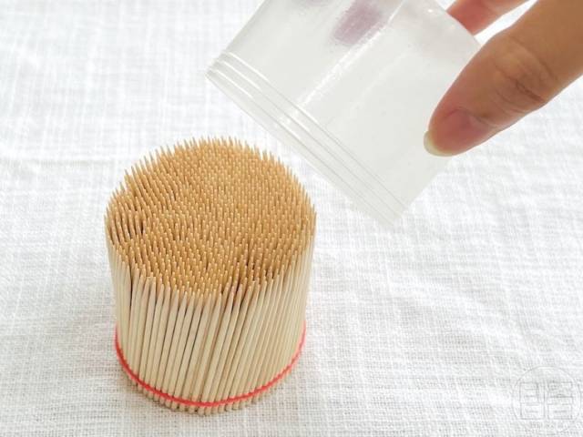 면봉 케이스 쏟아짐 이쑤시개 보관법 알아두면 좋은 상식