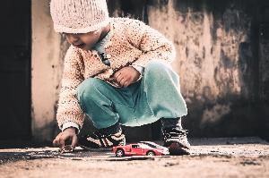 장난감 연령 구분은 누가 만들었을까