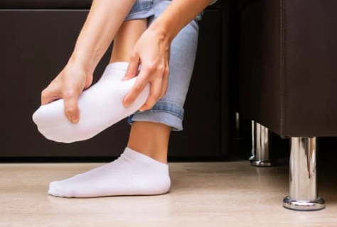 발바닥 통증의 다양한 원인과 분석