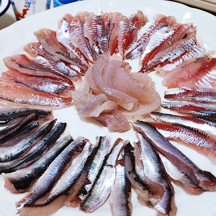식객 허영만 백반기행 조성모 편 생 멸치회 정식 정성가득 계란말이 반찬 경주 맛집 소개