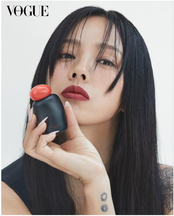 이효리 프로필 (출처 : 보그)