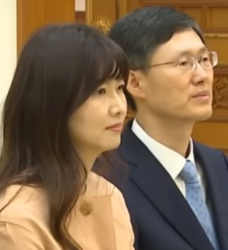 문형배 부인과 재산