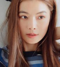 윤소이