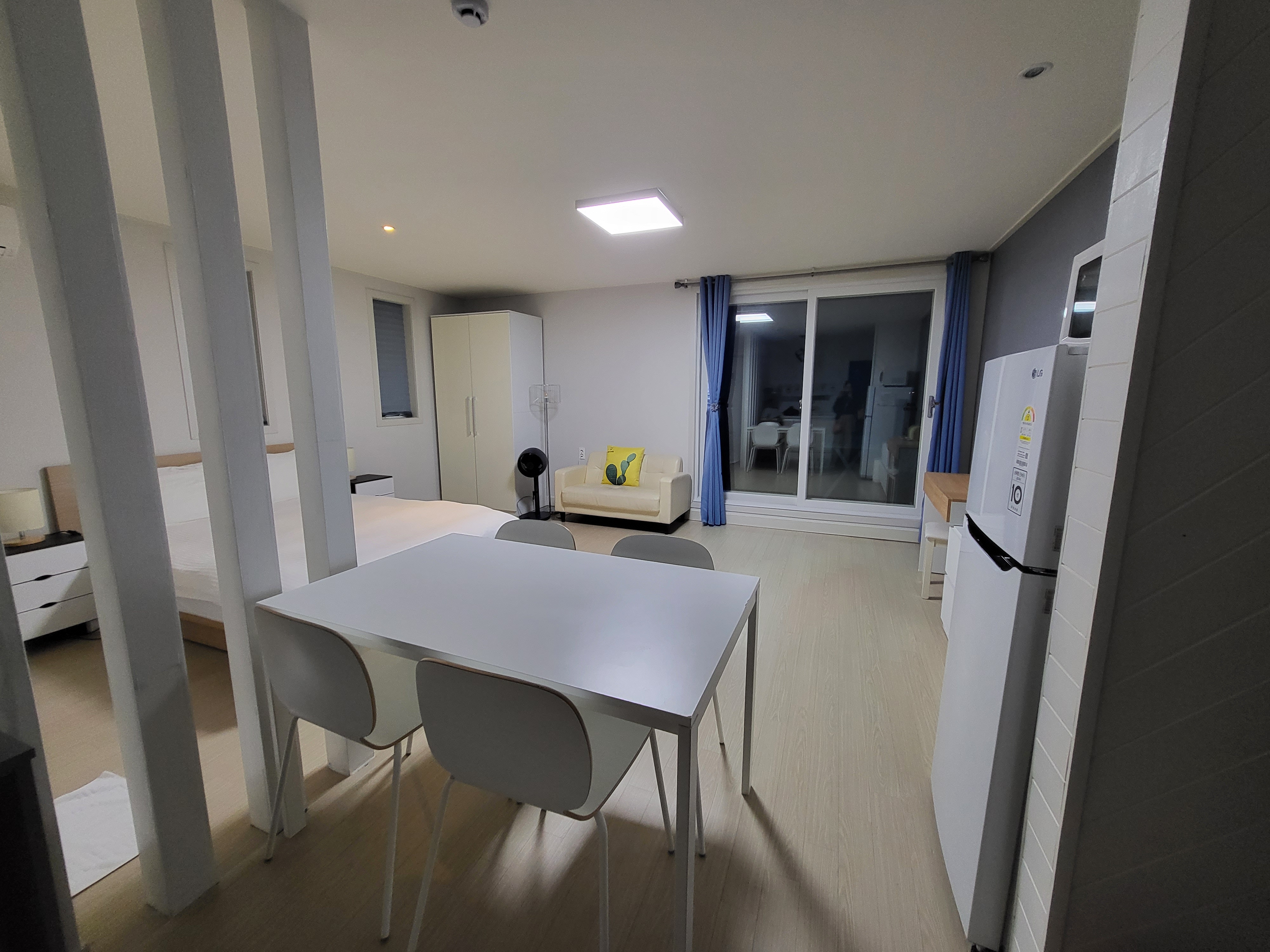 씨앤뷰 풀빌라펜션 내부