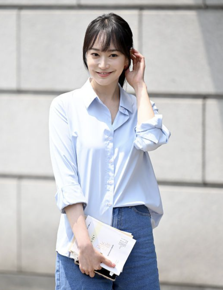 연민지 셀카