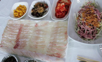 쭈꾸미 무지개물회