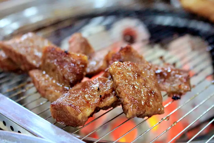 50년 전통의 수제 이동갈비 15년 숙성 간장 양념갈비, 생갈비 포천 맛집