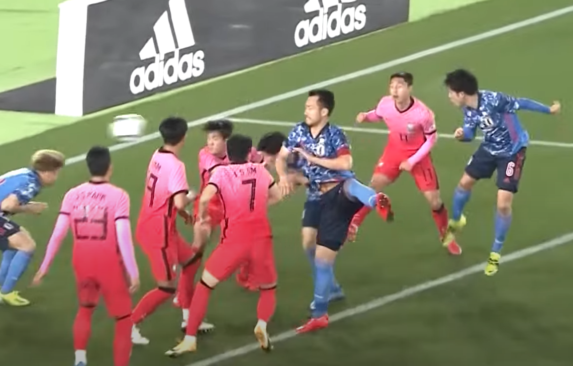 한일전에 출전한 일본 축구 국가대표팀 선수들