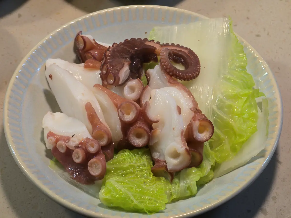 즐거운 술상 13번째 코스 음식: 문어숙회