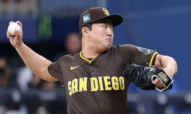 고우석 야구선수 프로필 나이 고향 학력 연봉 결혼