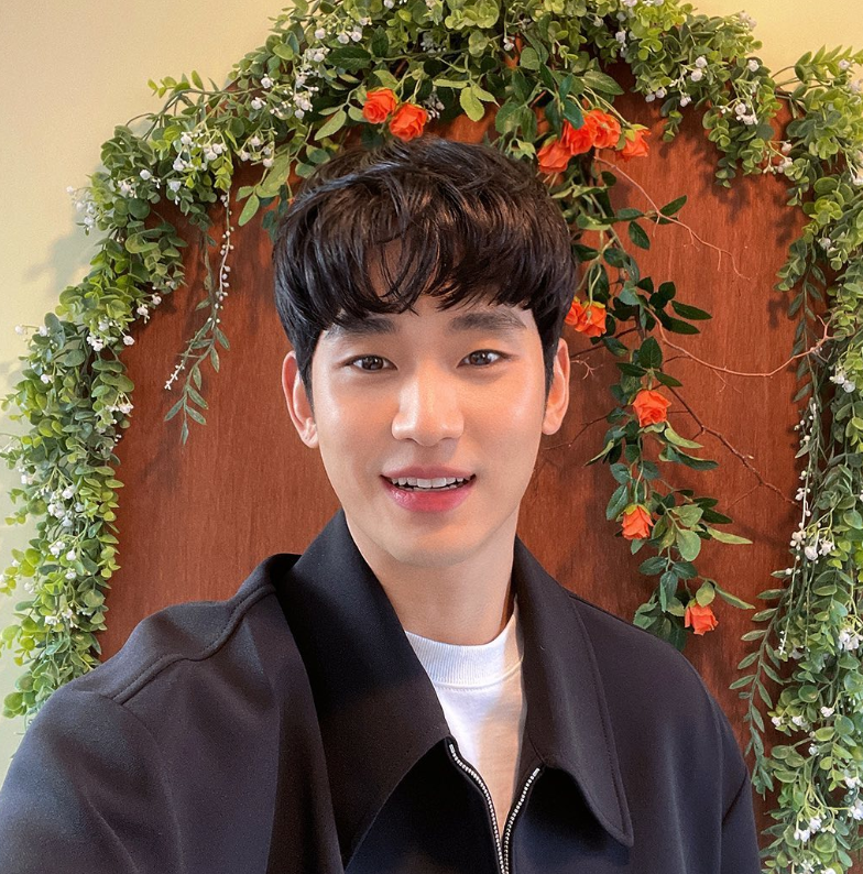 영화배우 김수현