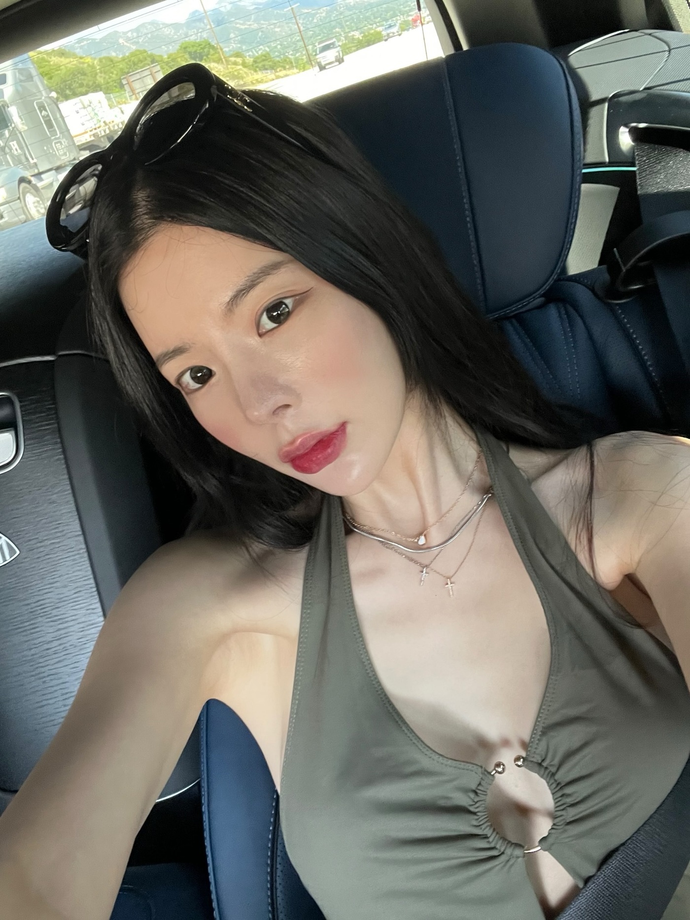 장재인 근황 나이 프로필 다이어트 비결 7kg 감량 식단 뼈말라 비키니 치골룩 패션 분석