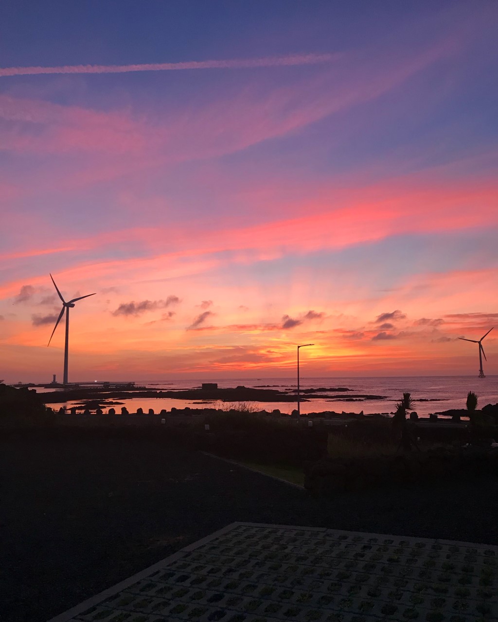 신창풍차해안도로 카페