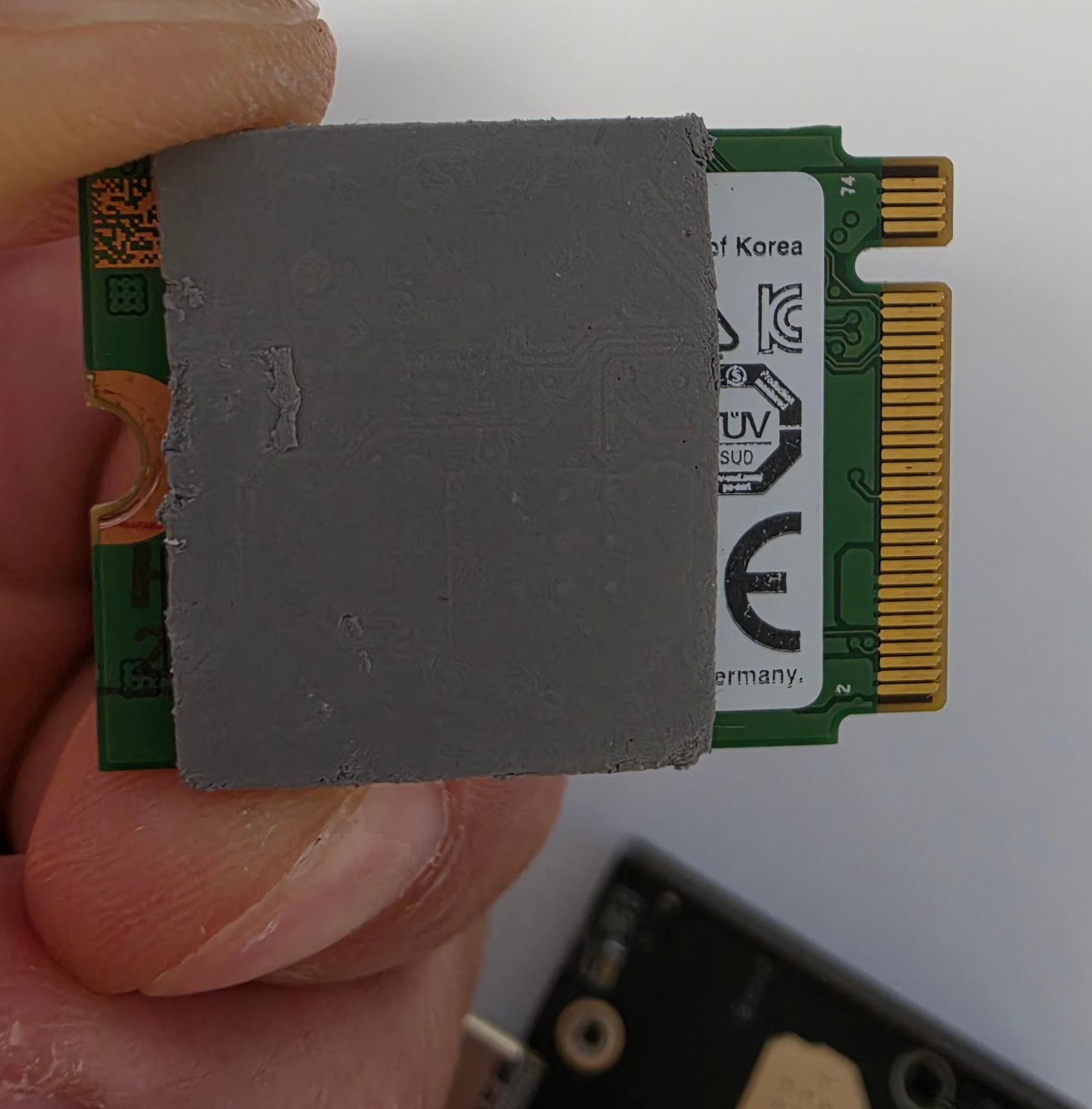 방열패드 붙인 ssd