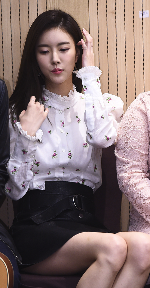 한지완 각선미