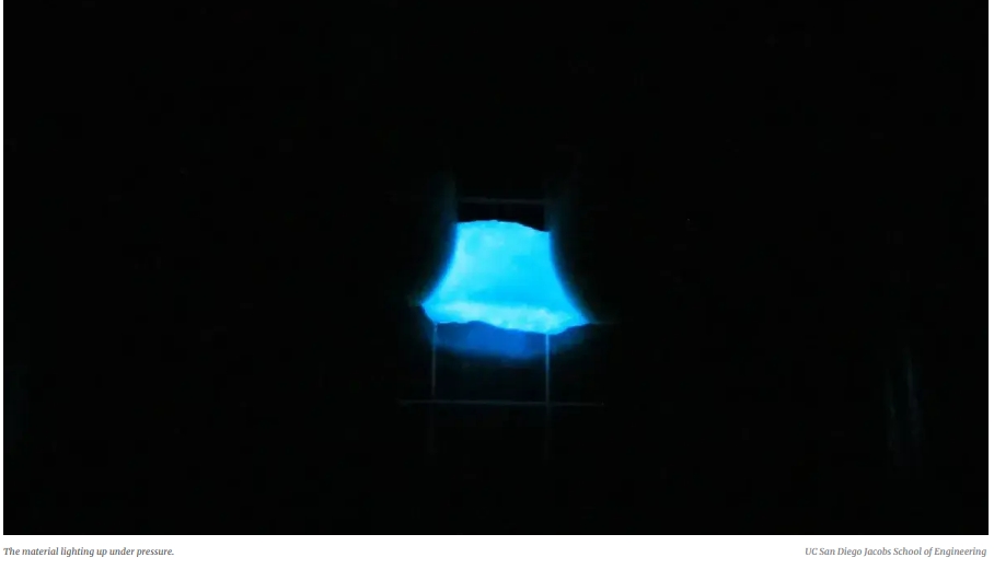 조류 물질, 동력원 없이 빛 만들어 내 Algae materials produce light with no power source