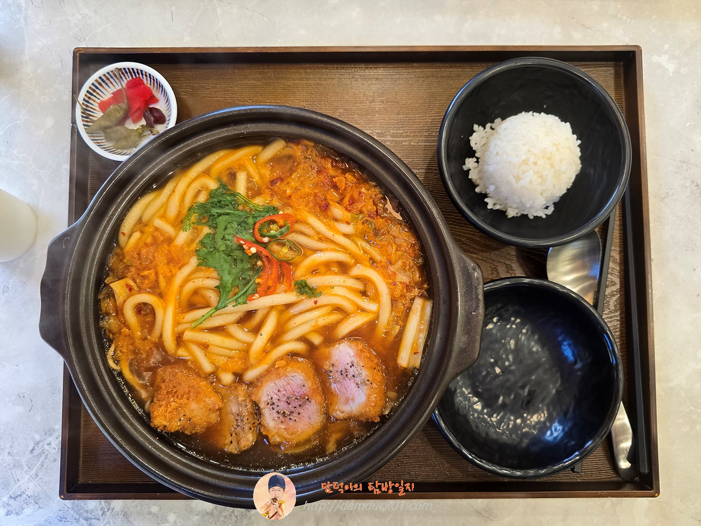 히레카츠 김치우동 나베