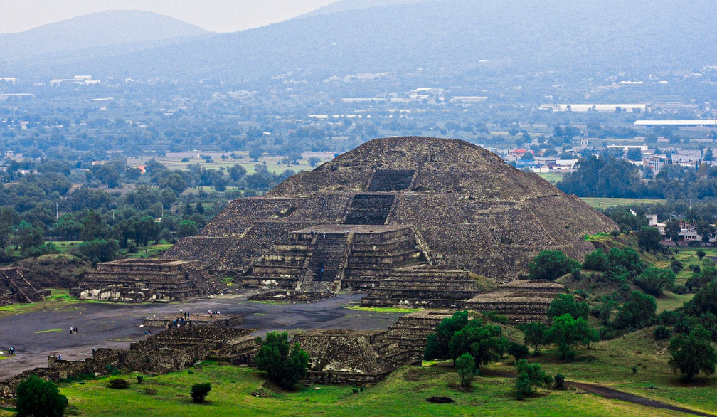 아무도 아직도 모르는 비밀, 티오티우아칸