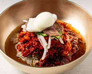 광주 흑돼지 곰탕 맛집 &lsquo;육시육분 상무역본점&rsquo; 가격&middot;메뉴&middot;위치 총정리(꼬리수육 후기 포함)