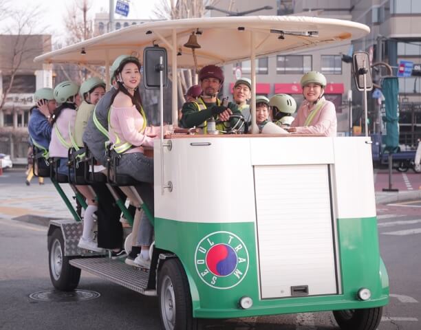 생방송투데이 이유있는 성지순례 인왕산 하루 코스 위라이드서울전차 예매방법 피자맛집 준수방키친