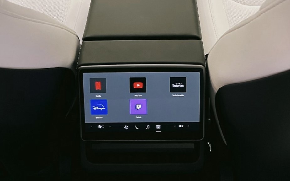 테슬라 모델3 내부