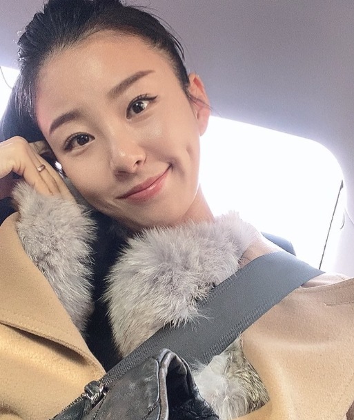 명서현 프로필