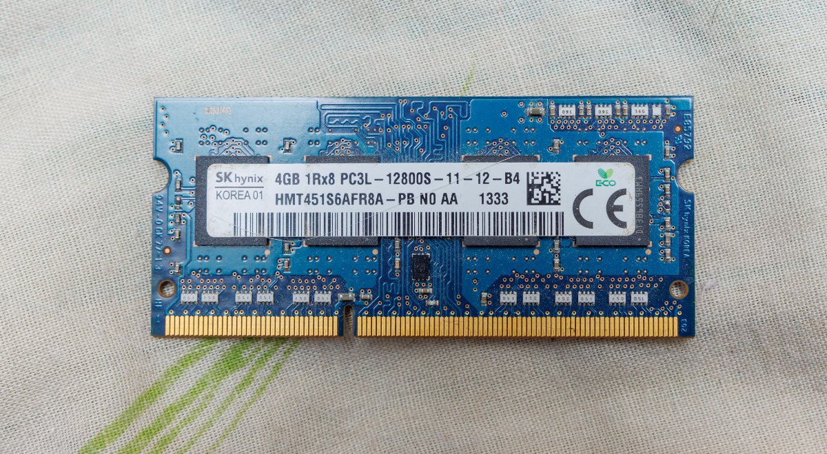SK하이닉스 4GB DDR3 노트북용 메모리 모듈 앞면