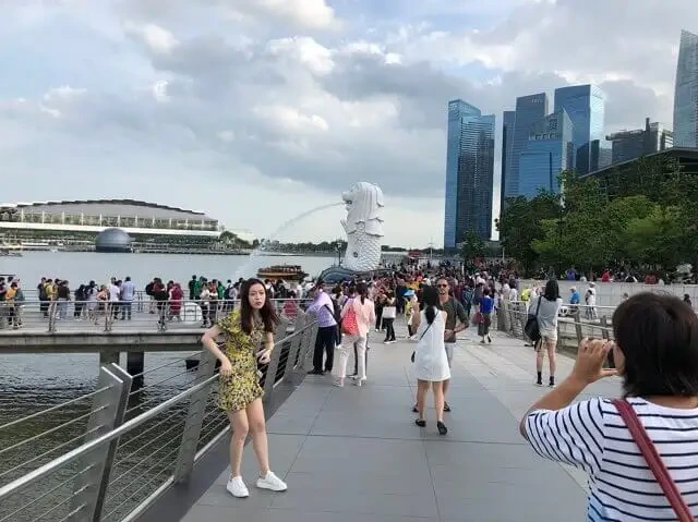 기본적으로 일년 내내 여름 옷차림으로 OK