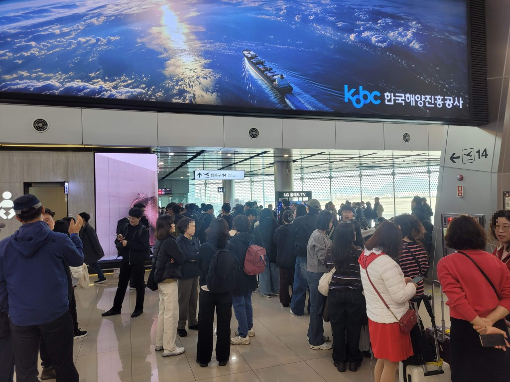 이스타항공 탑승구 앞 승객 대기 모습