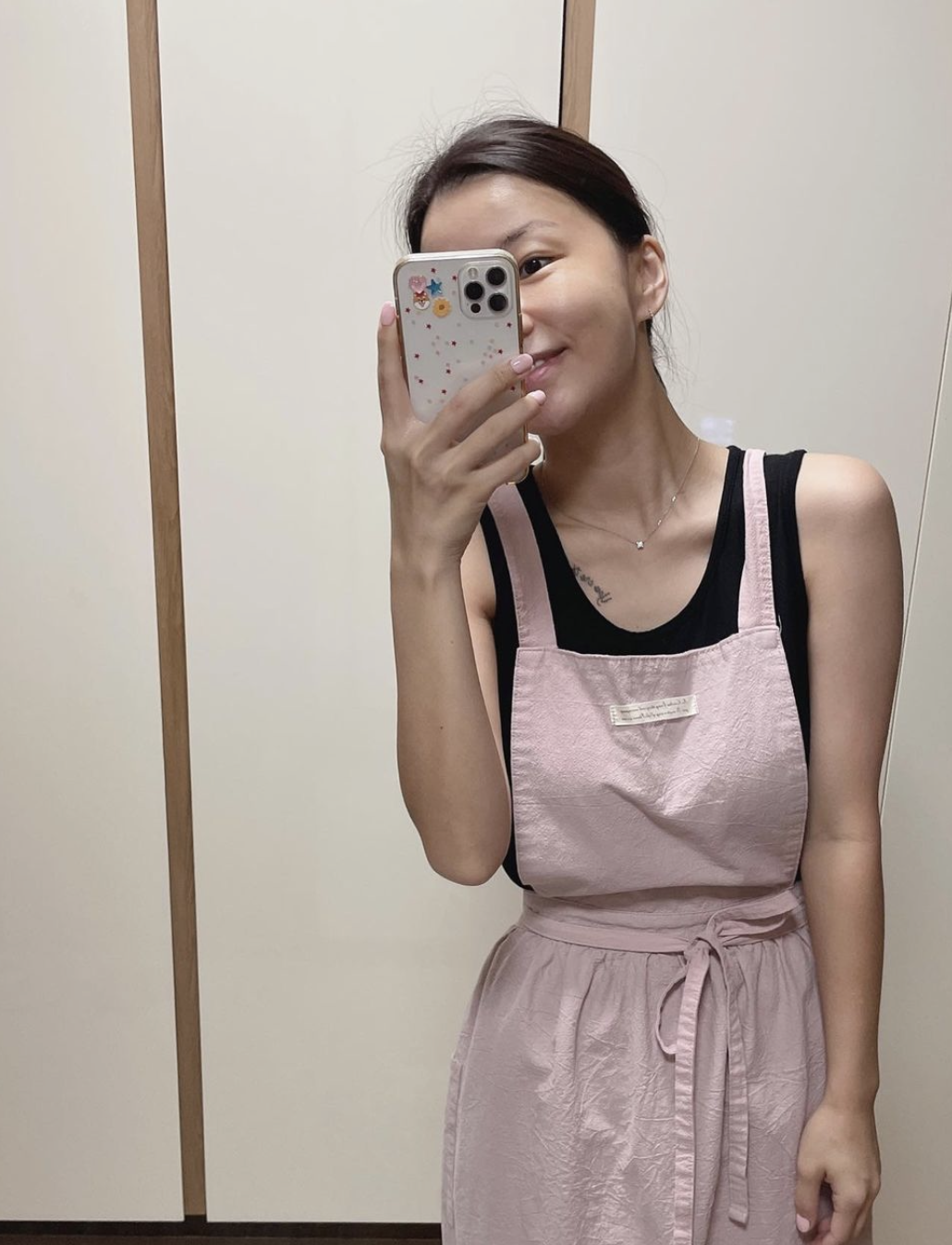 우나리 거울셀카