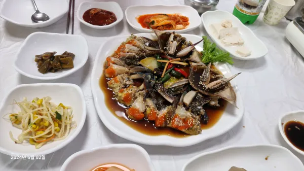 생생정보 대결 맛 대 맛 활꽃게탕 vs 간장꽃게장 음식점 위치