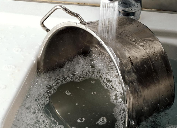 탄 냄비 세척하는 방법