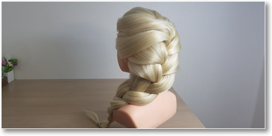 완성된 엘사머리스타일