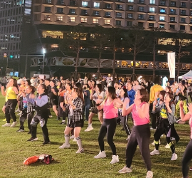 운동하는 서울광장