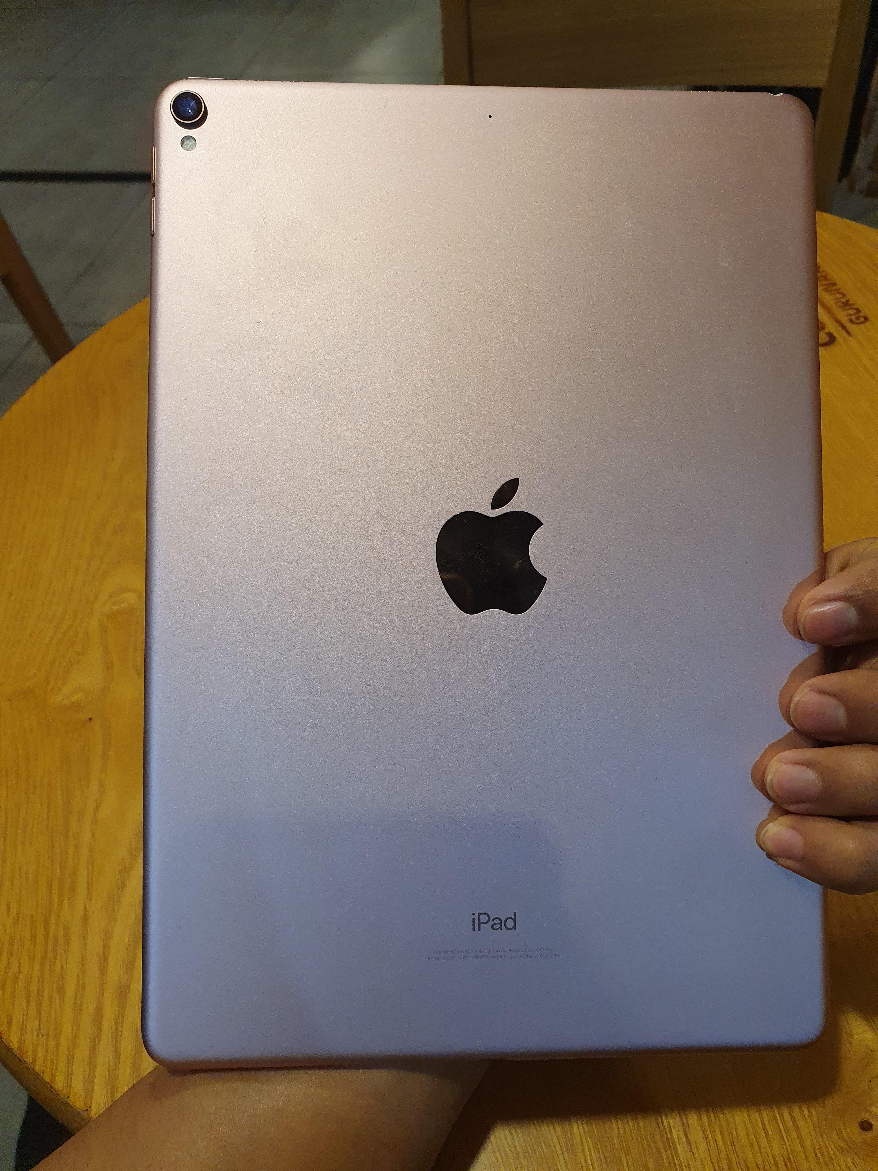 아이패드 프로 2세대 후면