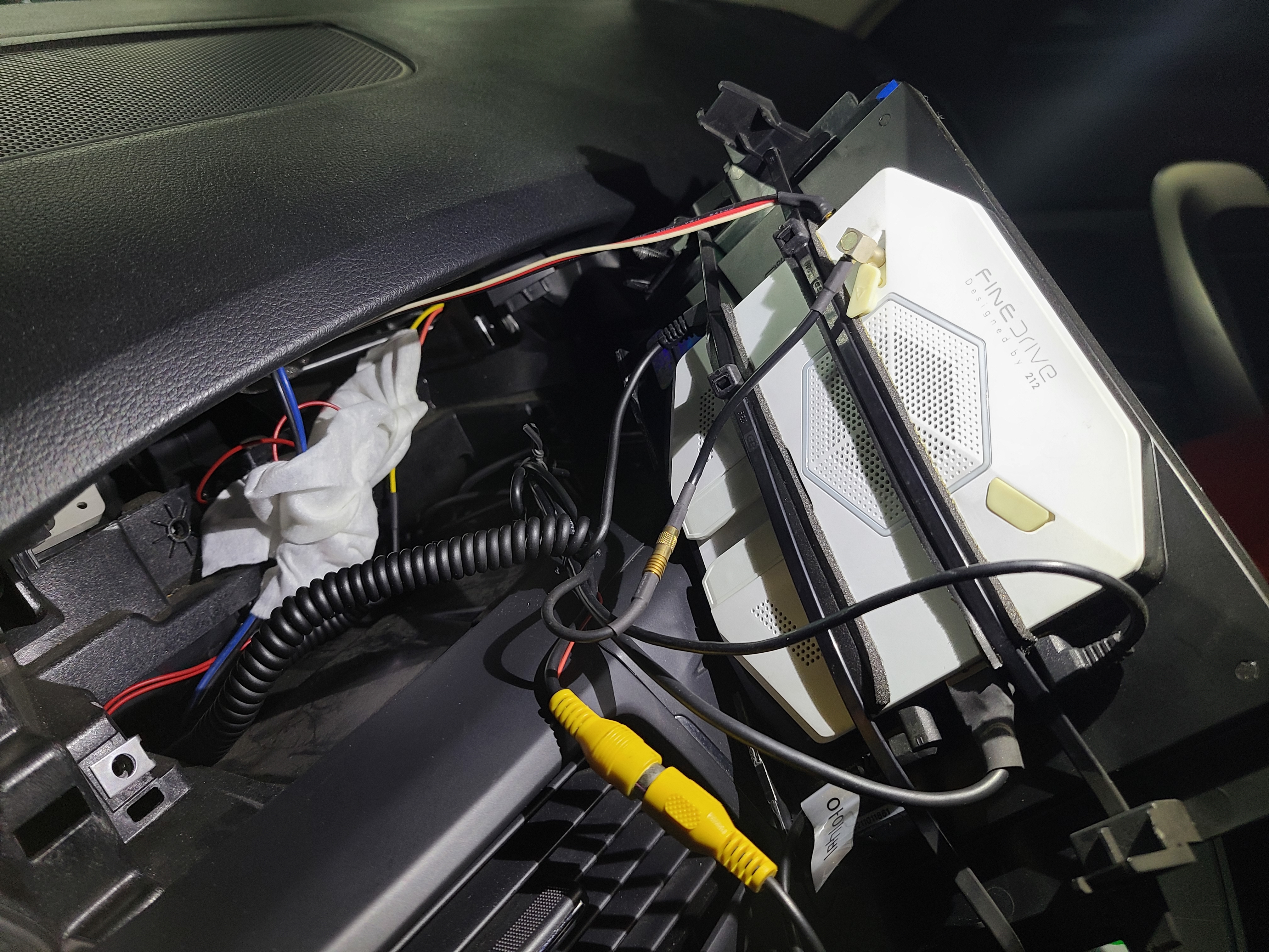 뉴sm5 네비게이션 탈거